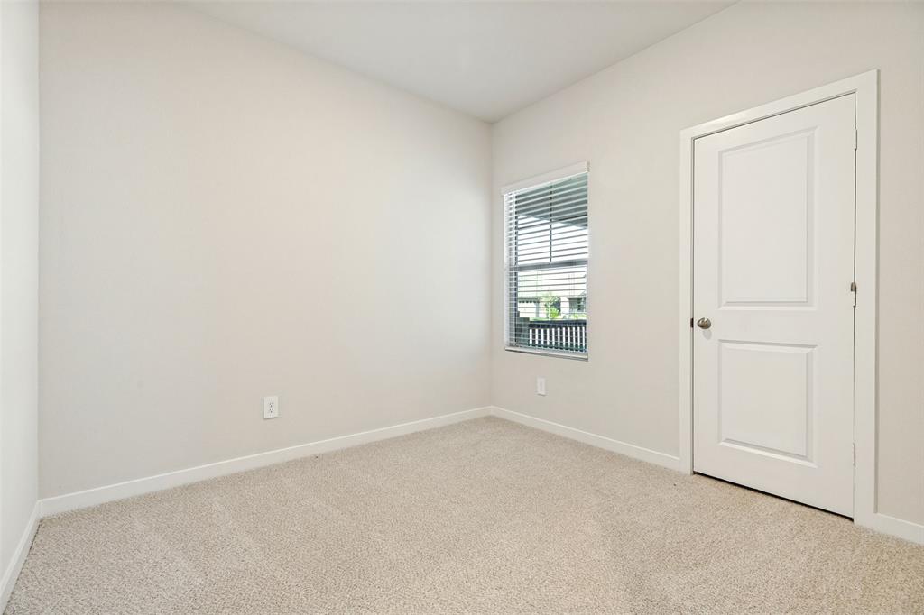 1006 Angel Street Property Photo 25