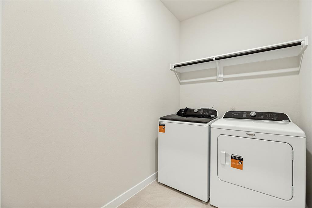 1006 Angel Street Property Photo 29