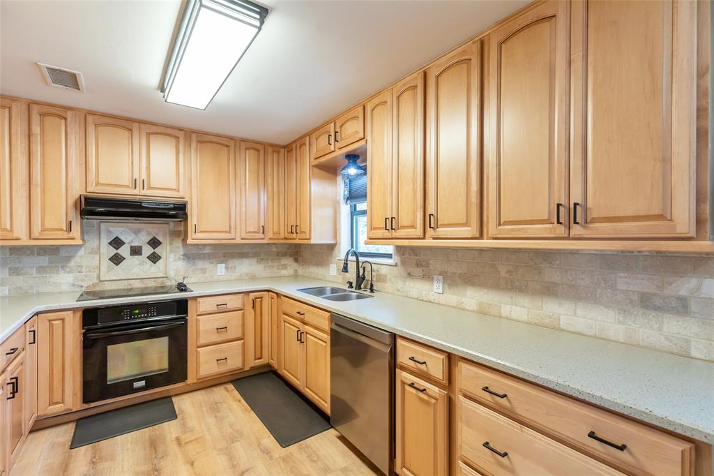 117 County Road 661 Property Photo 10