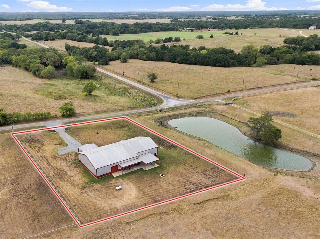 1126 Heritage Road Property Photo 3