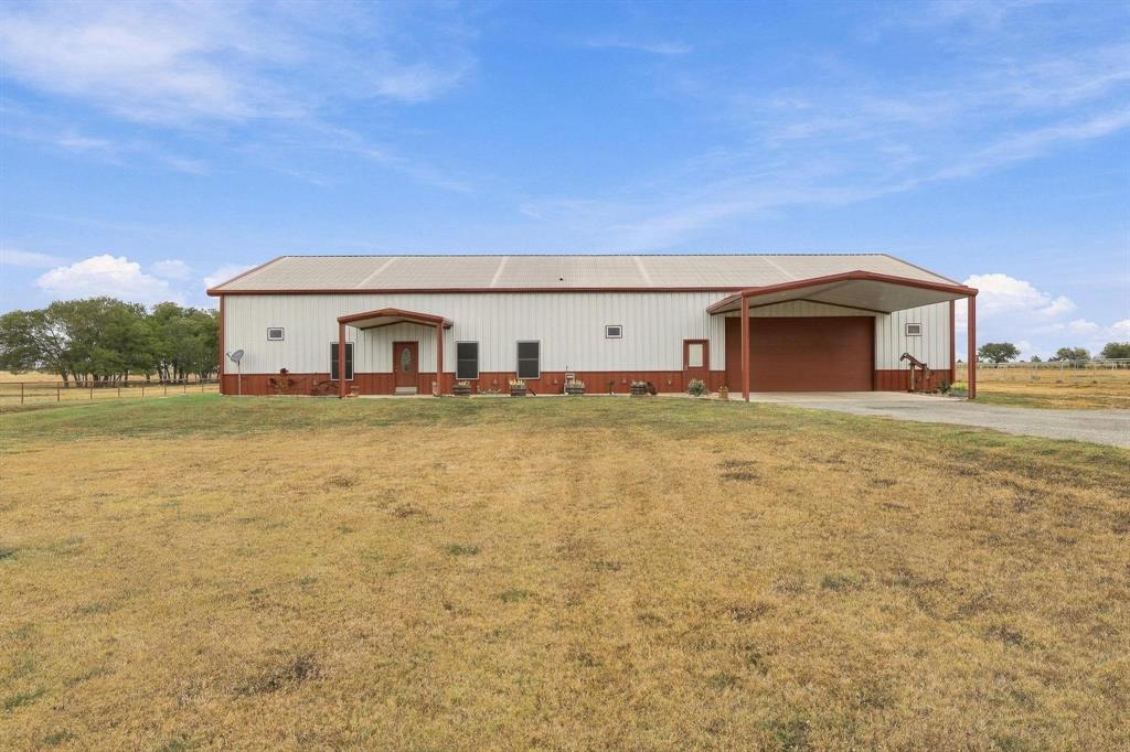 1126 Heritage Road Property Photo 5