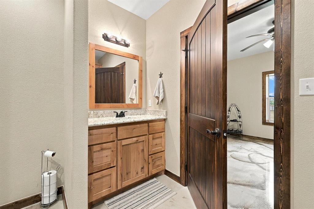 1126 Heritage Road Property Photo 23