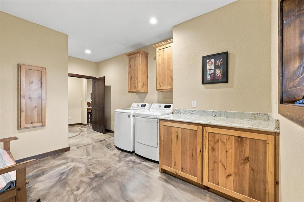 1126 Heritage Road Property Photo 25