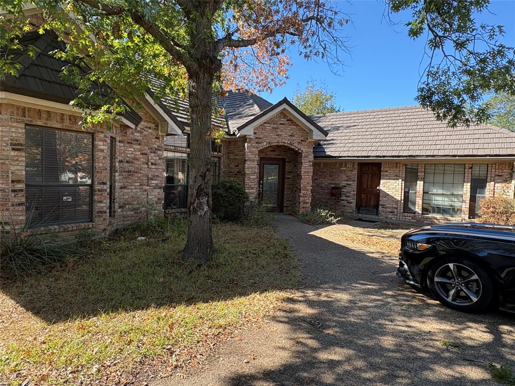 8909 Random Road Property Photo 1