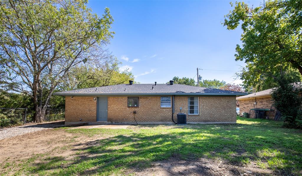 600 Mary Street Property Photo 17