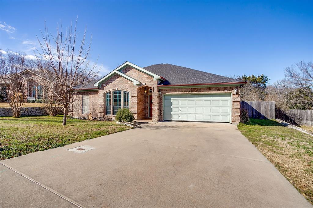 2226 Creek Side Drive Property Photo 1