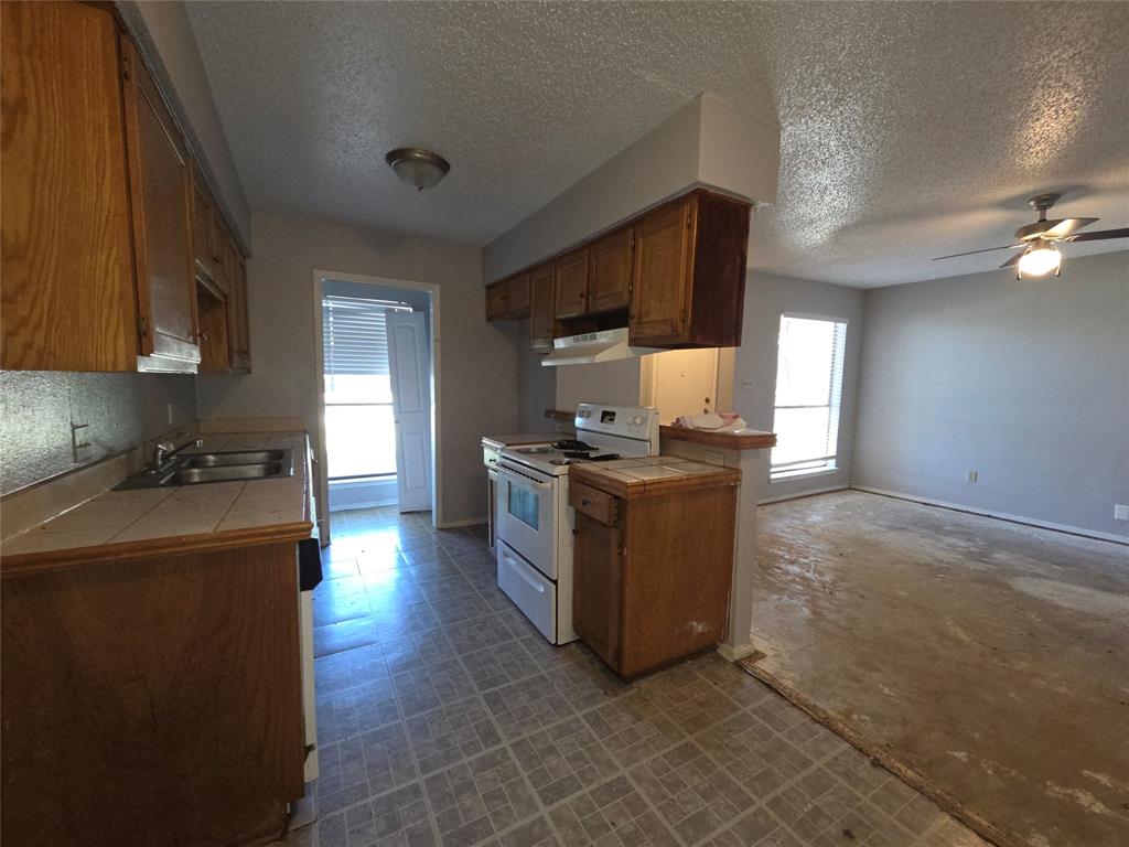 2400 Monte Carlo Drive A Property Photo 3