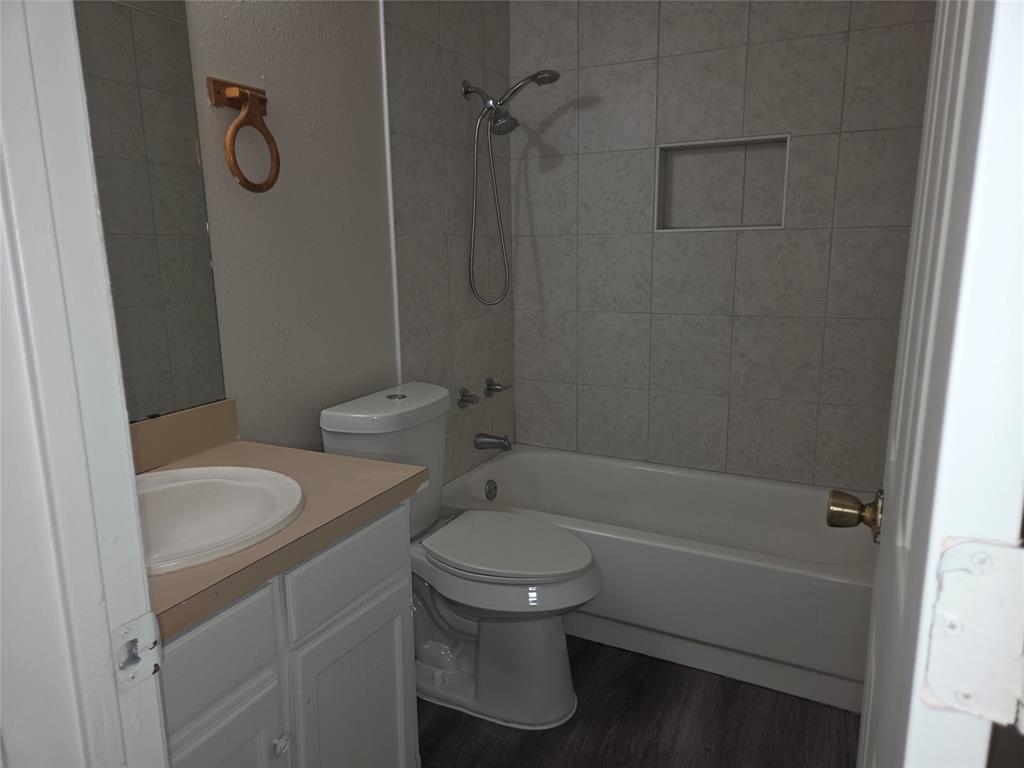 2400 Monte Carlo Drive B Property Photo 16