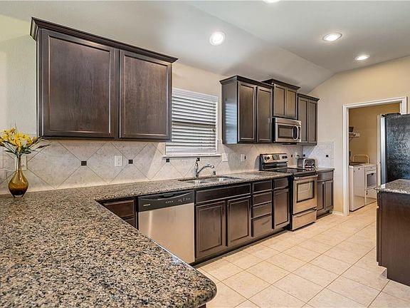 8717 Whirlwind Trail Property Photo 6