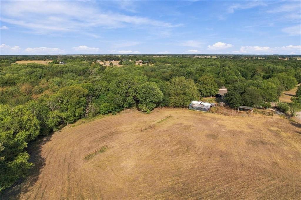 435 County Road 4446 Property Photo 12