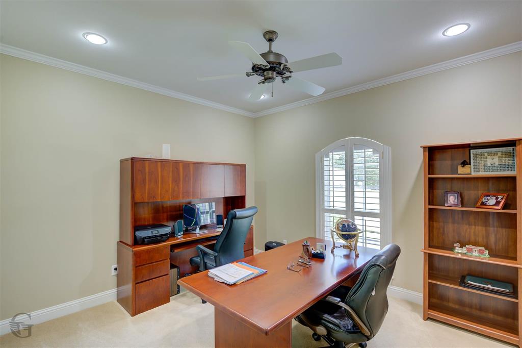 9436 Wrenwood Boulevard Property Photo 21