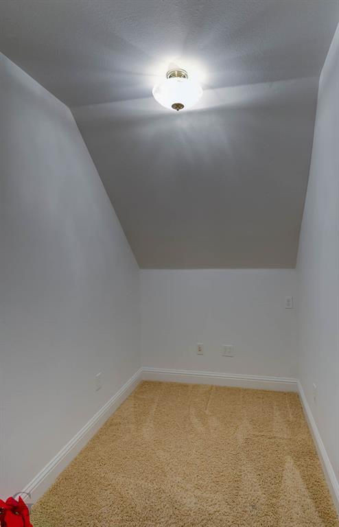 9436 Wrenwood Boulevard Property Photo 29