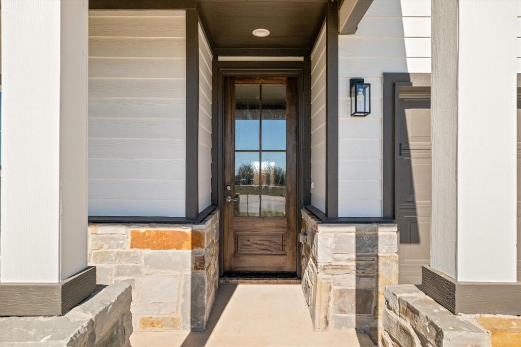 434 Cirrus Circle Property Photo 4
