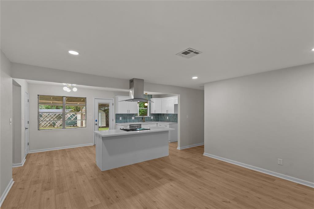 9339 Poppy Circle Property Photo 7