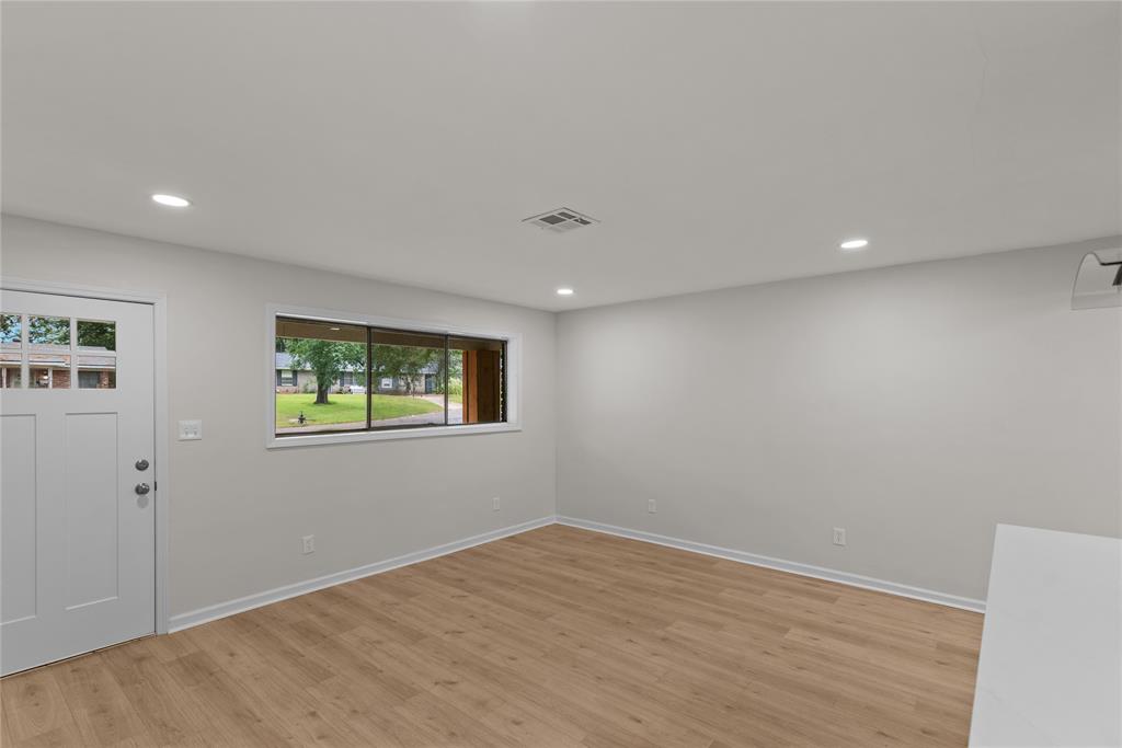 9339 Poppy Circle Property Photo 11