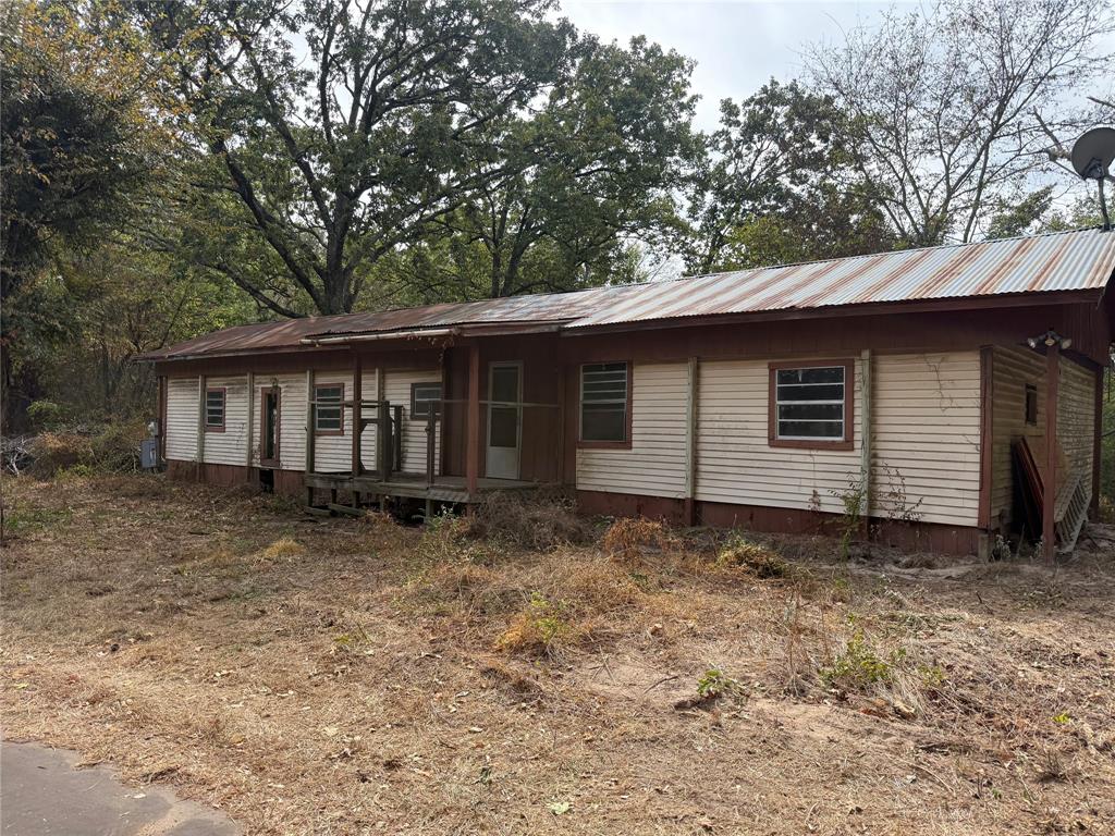 151 County Road 1421 Property Photo 1