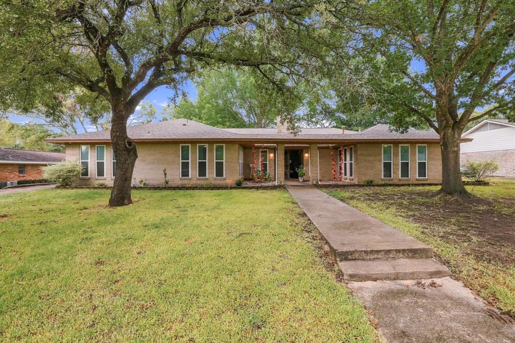 1908 Nancy Lea Drive Property Photo 1