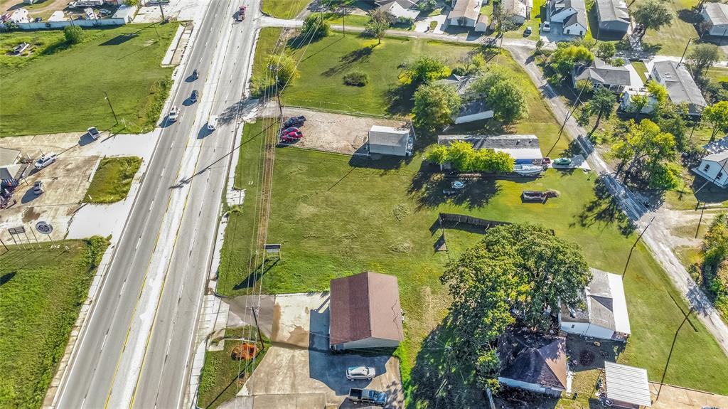 1023 E Cedar Creek Parkway Property Photo 4