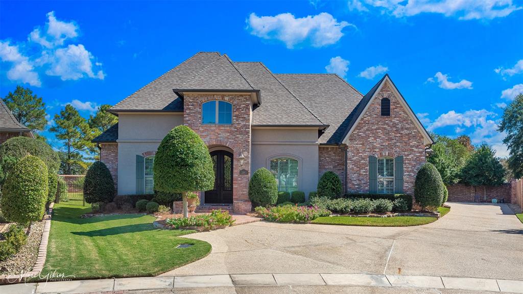 205 Summertree Court Property Photo 1