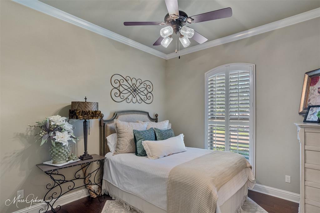 205 Summertree Court Property Photo 28