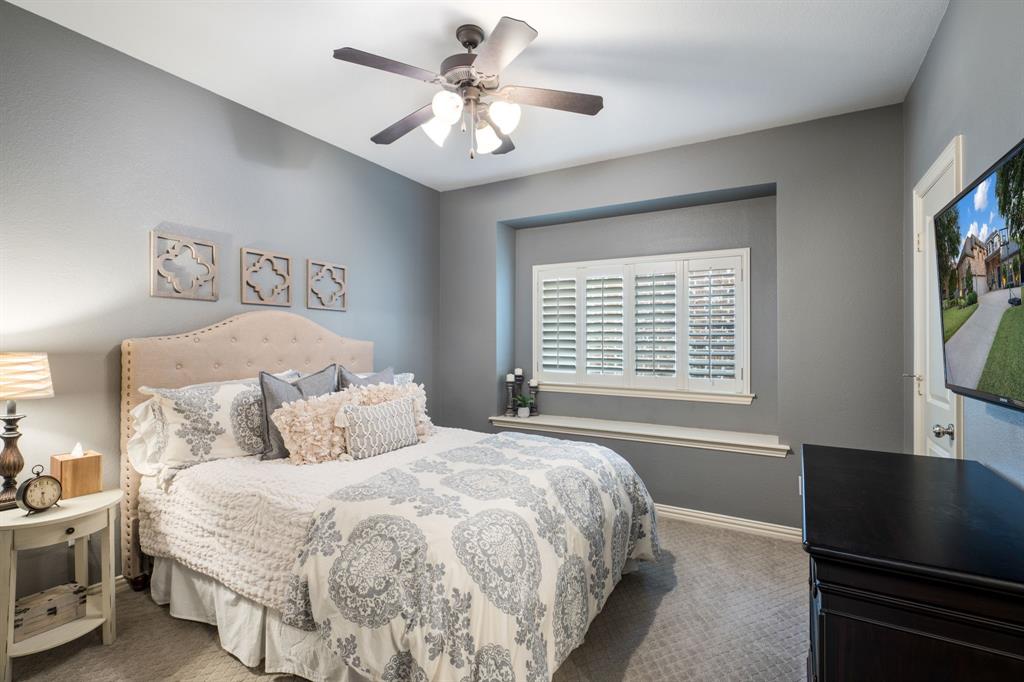 15605 Crown Cove Lane Property Photo 12