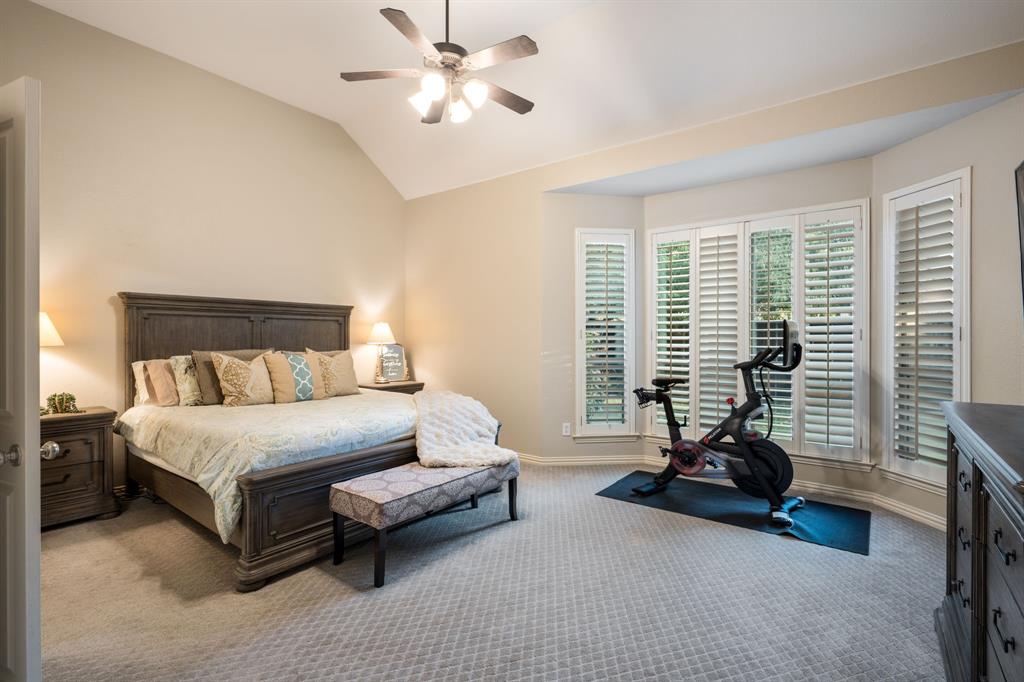 15605 Crown Cove Lane Property Photo 14
