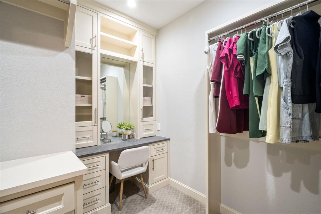 15605 Crown Cove Lane Property Photo 17