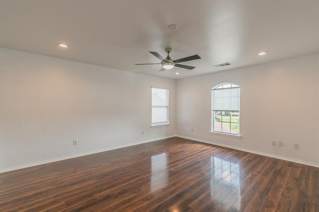 8701 Freeport Drive Property Photo 33