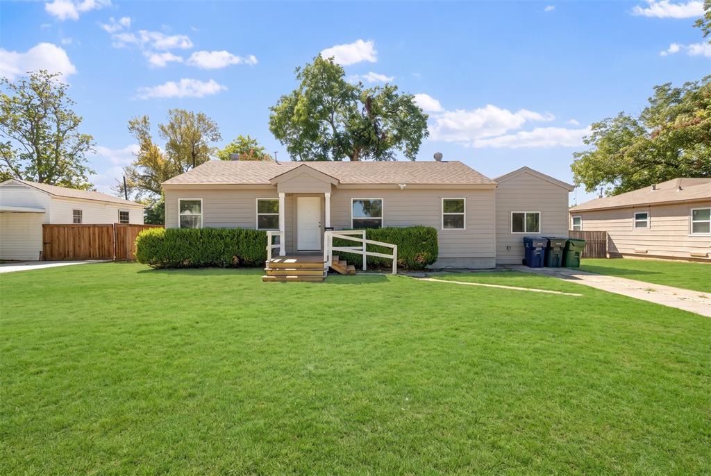 1608 Maple Drive Property Photo 1