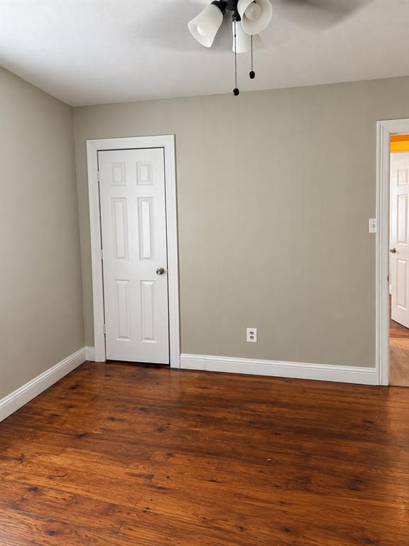 4114 Powell Street Property Photo 10