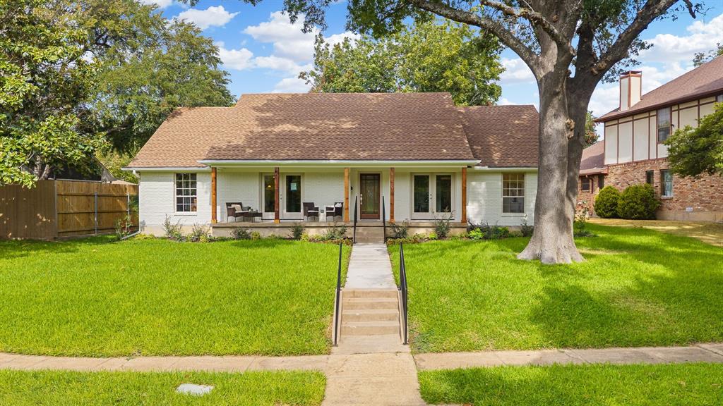 9339 Springwater Drive Property Photo 1