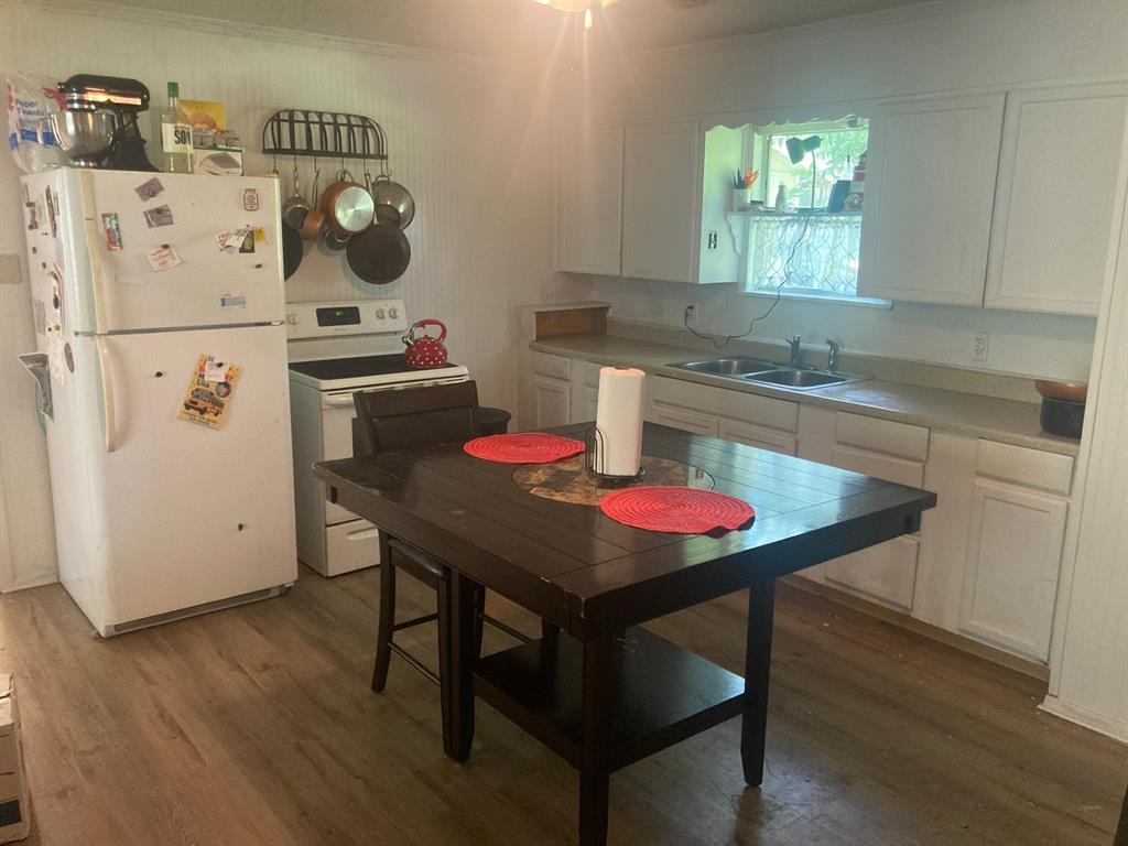 4527 Fm 219 Property Photo 16