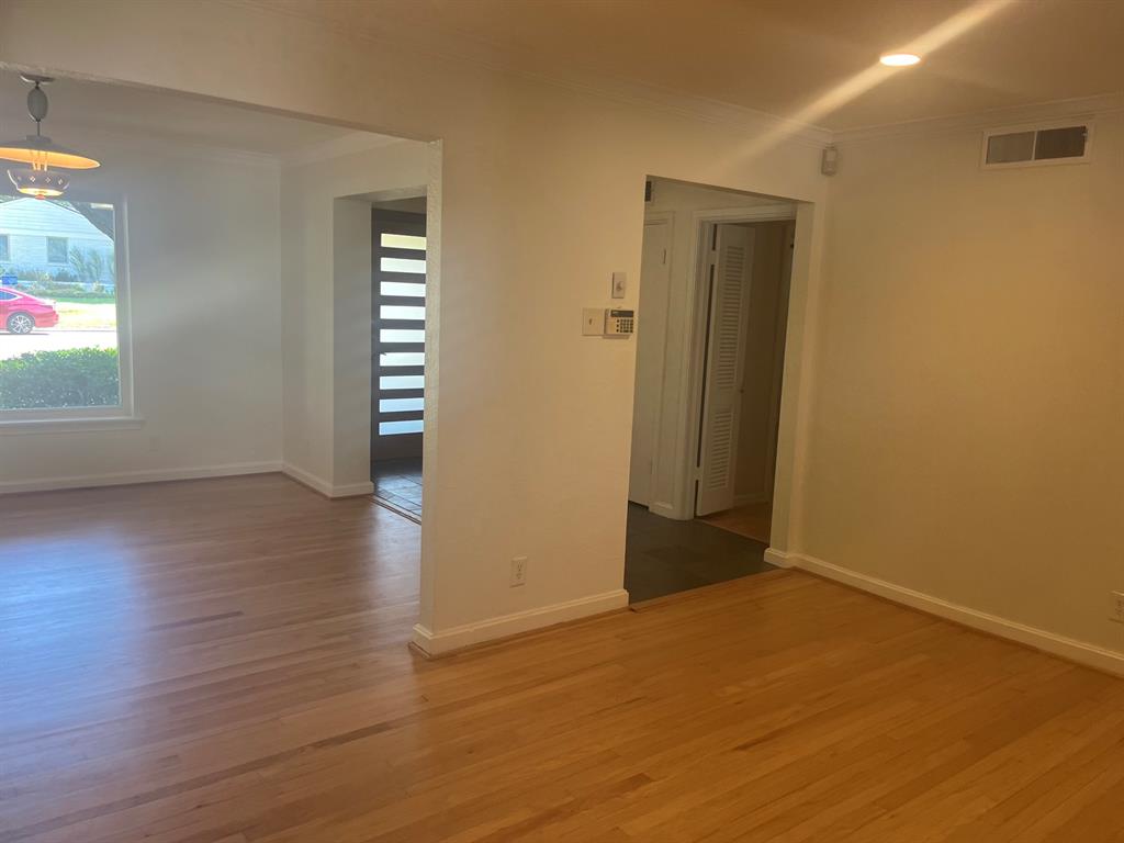 10409 Remington Lane Property Photo 4