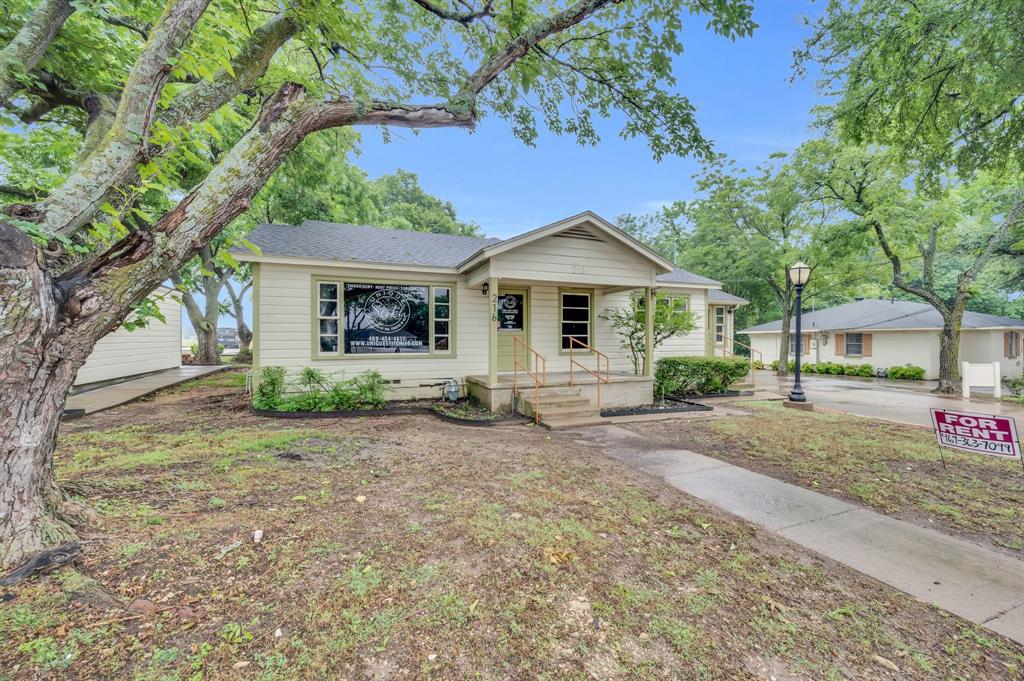 214 W Belt Line Road B Property Photo 6