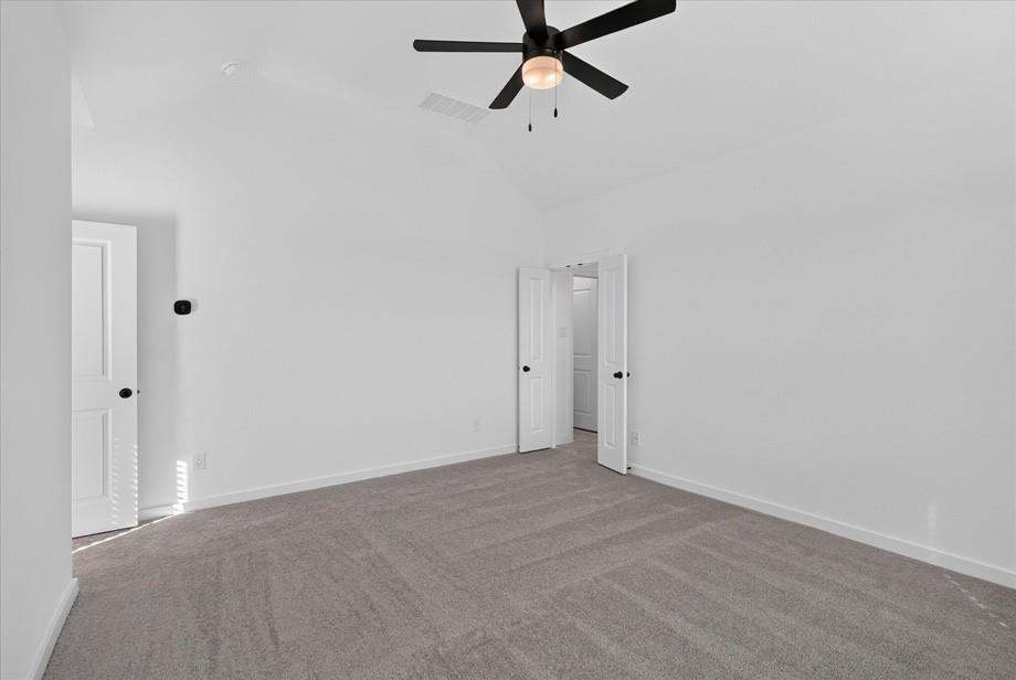 2348 Clearwater Way Property Photo 9