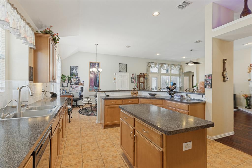 5000 Adolphus Drive Property Photo 11