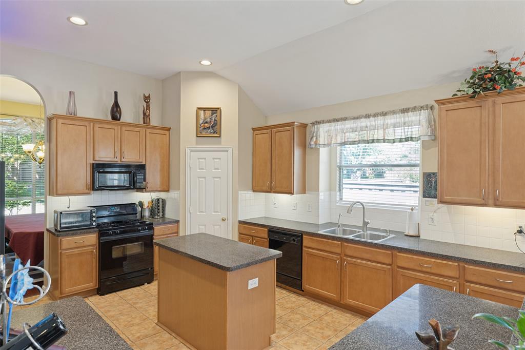 5000 Adolphus Drive Property Photo 13