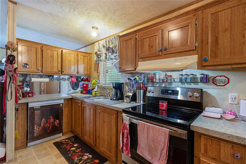489 Martha Street Property Photo 16