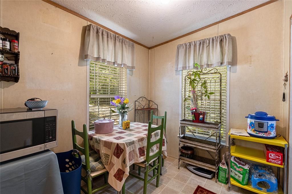 489 Martha Street Property Photo 17