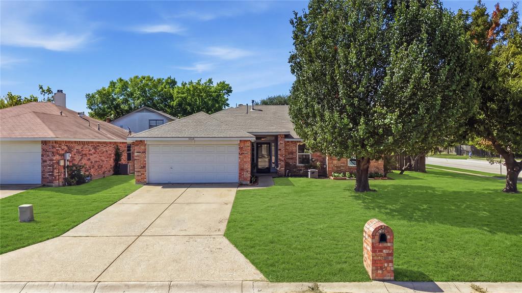 1125 Bayfield Drive Property Photo 1