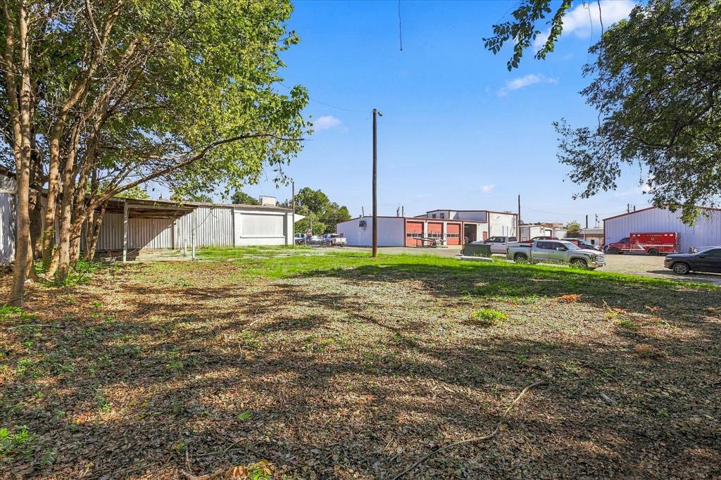 102 College Street Property Photo 22