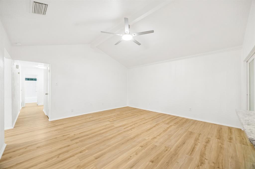 744 Salsbury Circle Property Photo 13
