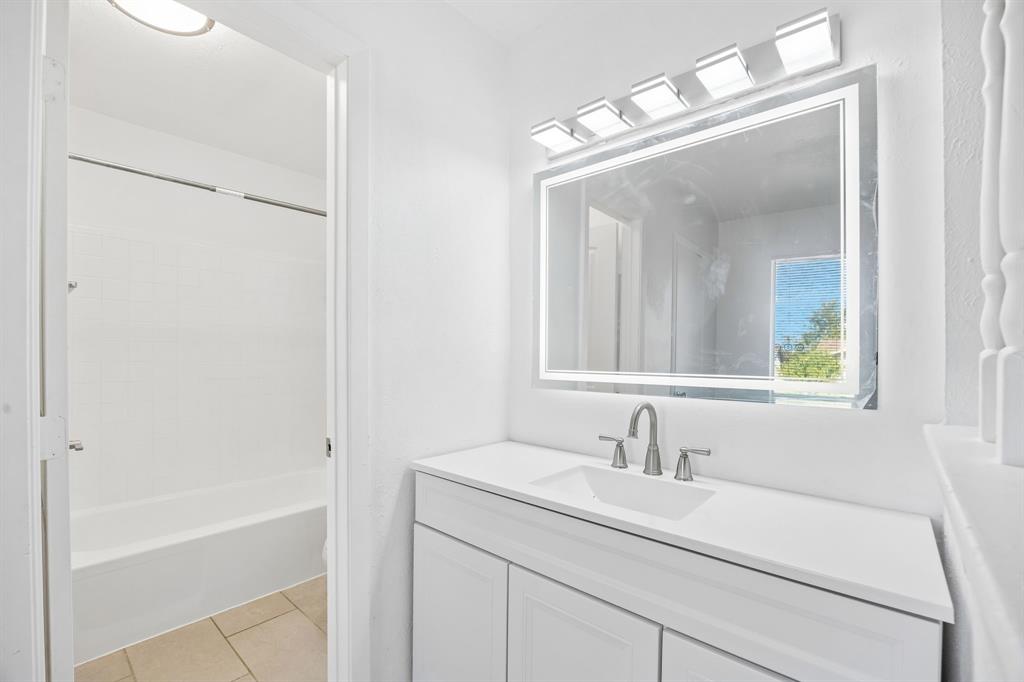 744 Salsbury Circle Property Photo 19