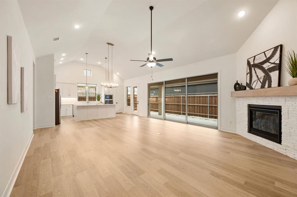 4821 Forest Crest Parkway Property Photo 4