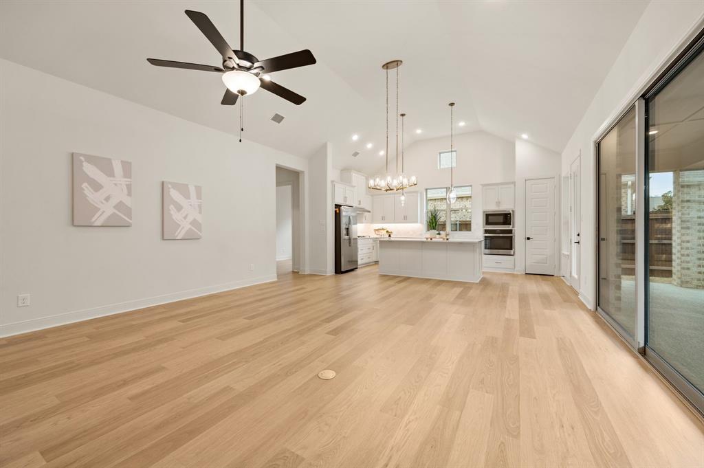 4821 Forest Crest Parkway Property Photo 5