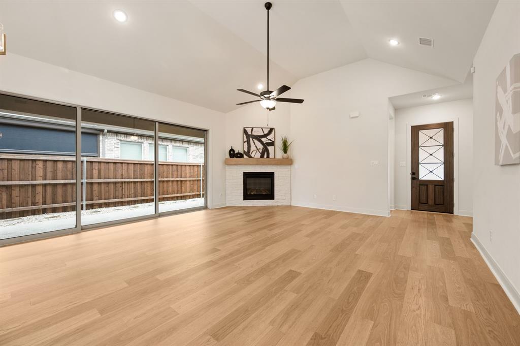 4821 Forest Crest Parkway Property Photo 7