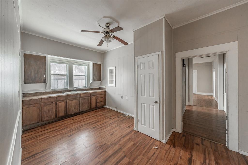 212 N Ruddell Street Property Photo 10