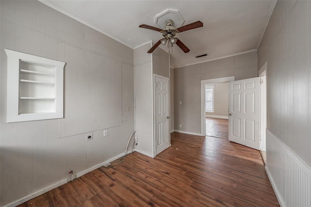 212 N Ruddell Street Property Photo 12