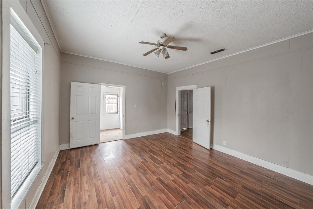 212 N Ruddell Street Property Photo 20