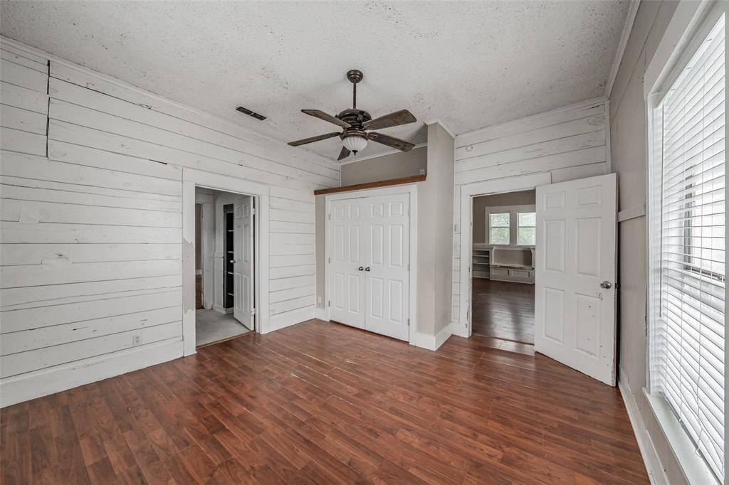 212 N Ruddell Street Property Photo 25
